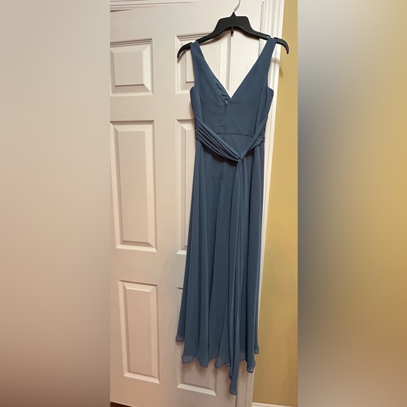 Elegant Blue Evening Dress - Picture 3 of 5